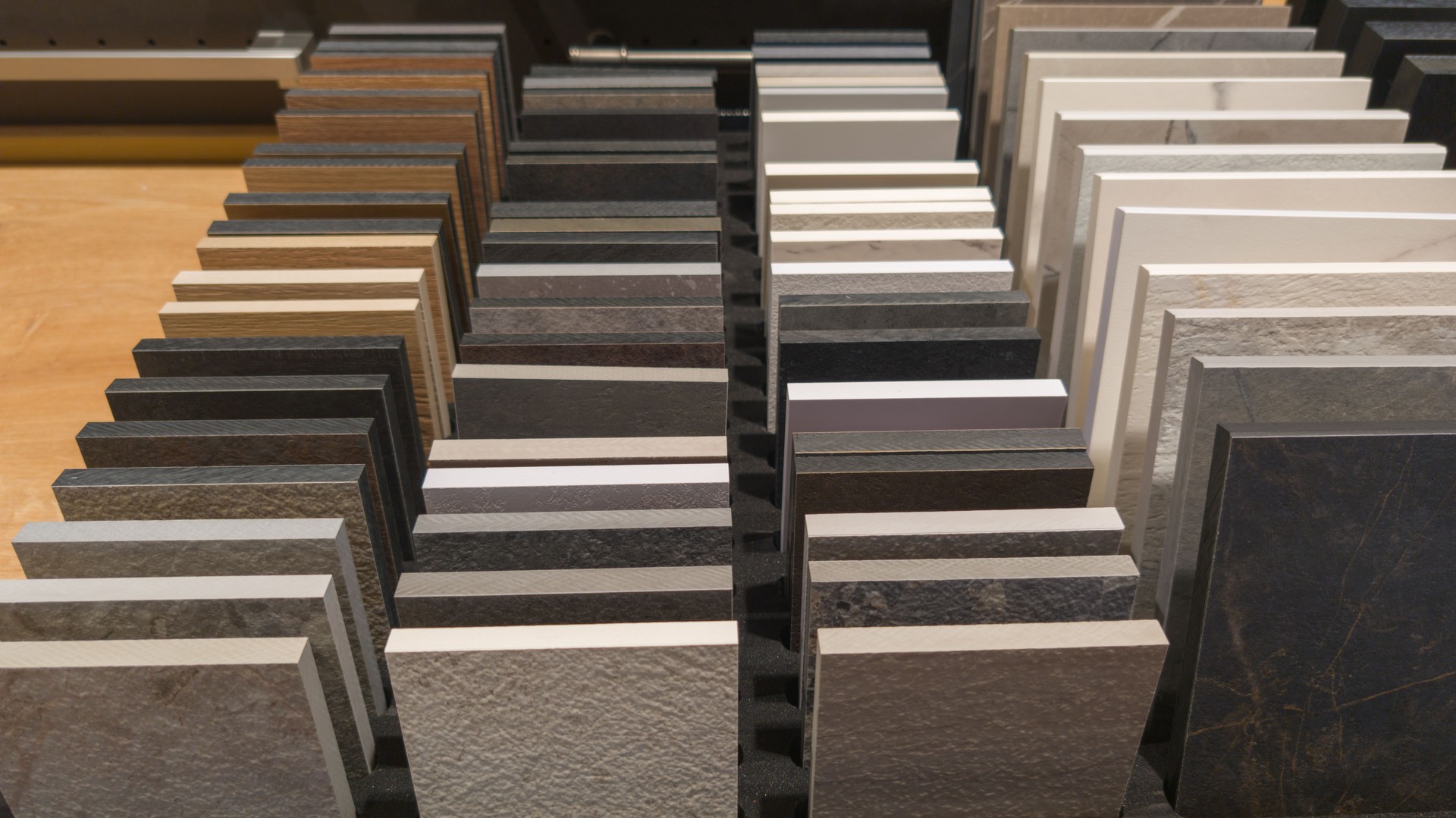 Exhibition samples of porcelain tiles for renovation in shop for sale