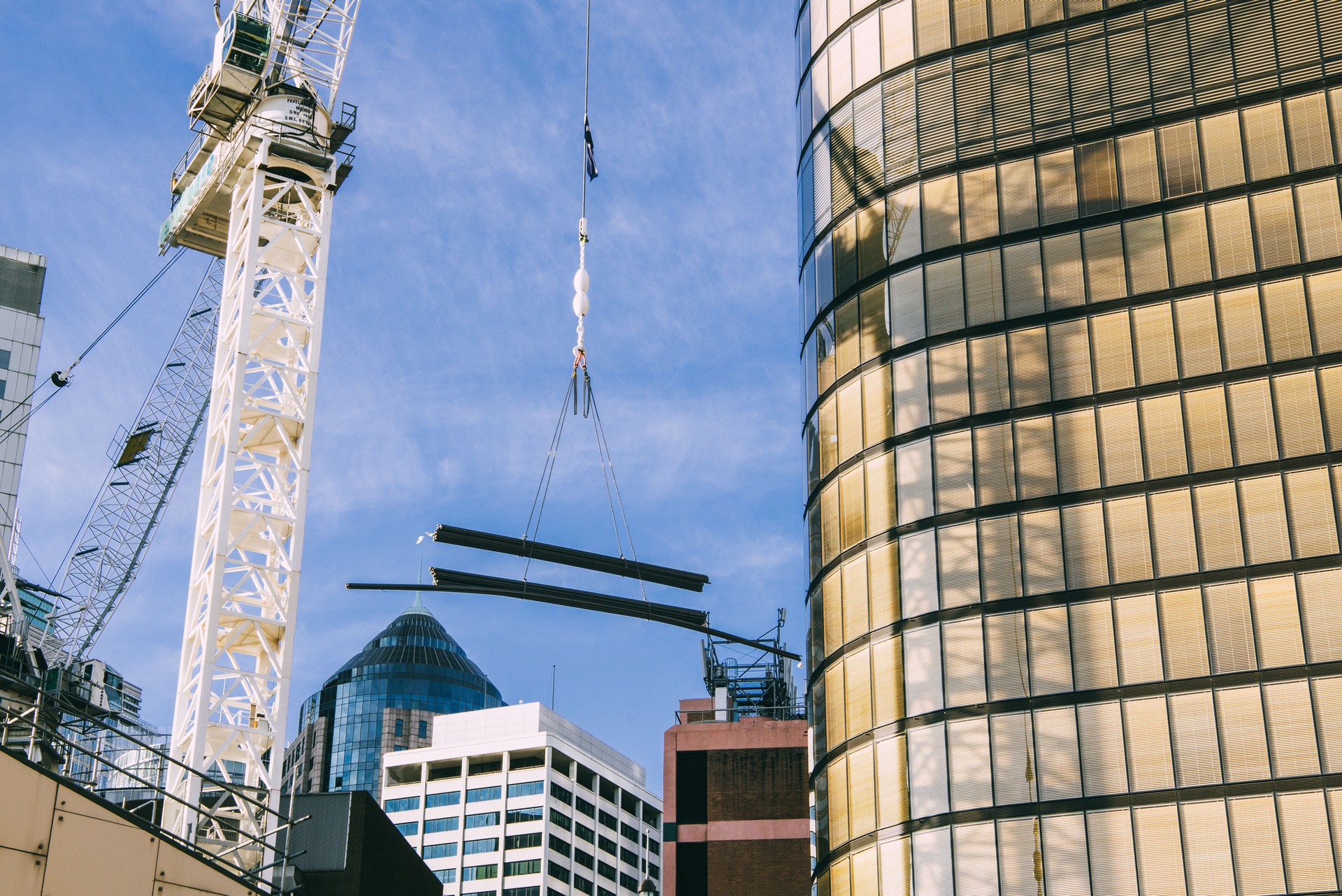 Crane in action in the city.